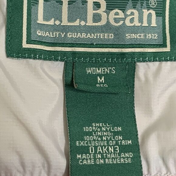 LL Bean GoreTex Windbreaker Jacket Women Medium Red Hooded Zip Front Lined - Picture 12 of 15